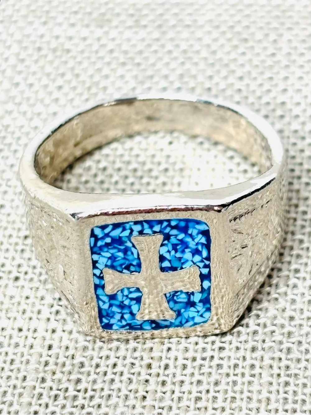 Source Unknown silver tone